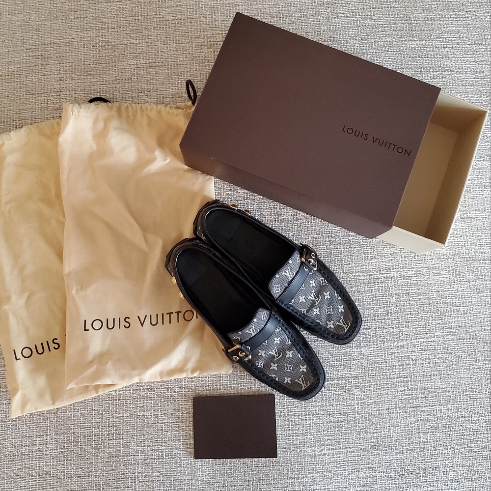 Louis Vuitton Monogram Loafers Authentic - Picture 5 of 13